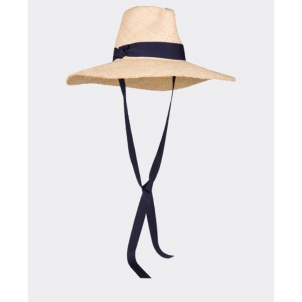 ISO Pamela Munson hat.